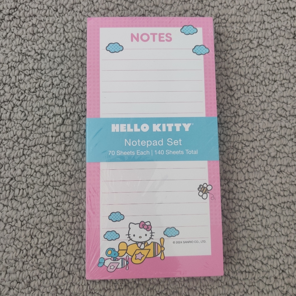 Hello Kitty Notepad Set - Picture 2 of 3